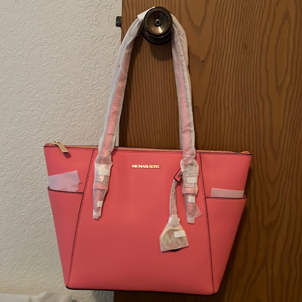 NWT Michael Kors Charlotte Tote